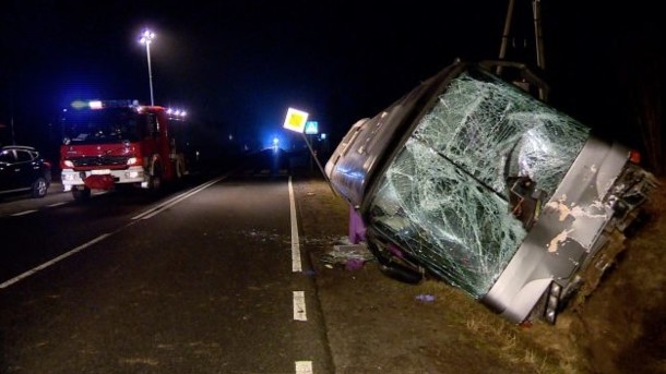 «Колесо от грузовика влетело в кабину»: Автобус с украинцами попал в смертельное ДТП в Польше
