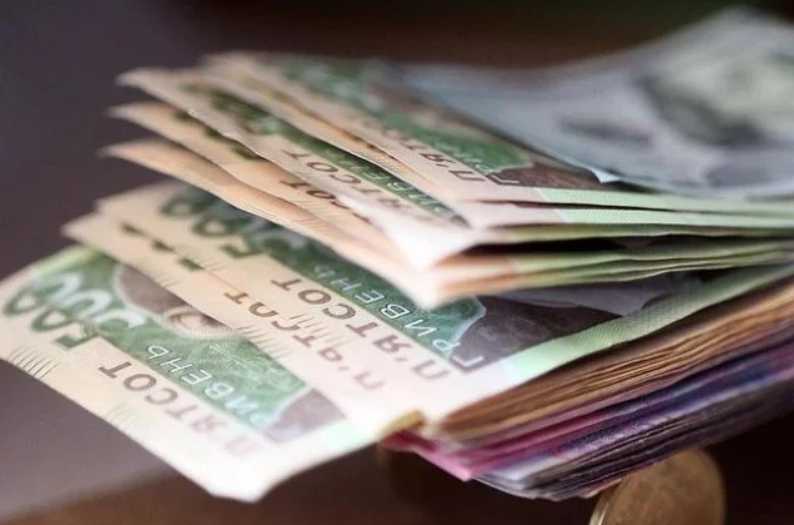 Зарплата украинцем может вырасти до 12 тыс. грн: озвученный прогноз