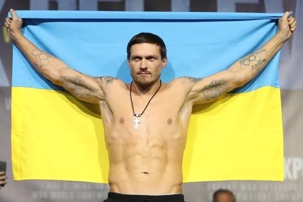 «Человек года-2018» Александр Усик признан лучшим спортсменом года