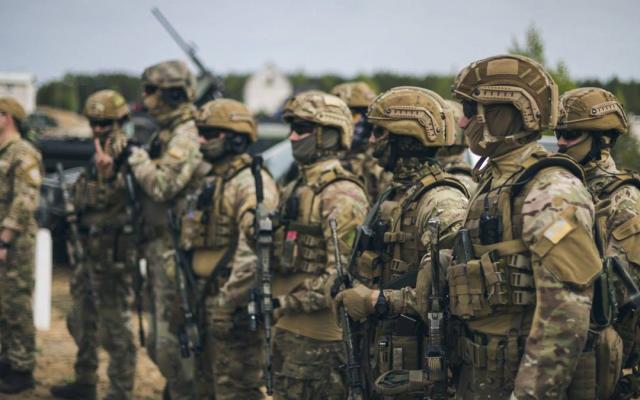 Украинские военные дали мощный отпор пророссийским боевикам
