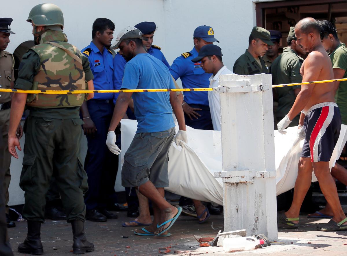 Комендантский час и запрет соцсетей: Жителей Шри-Ланки призвали готовиться к новым терактам