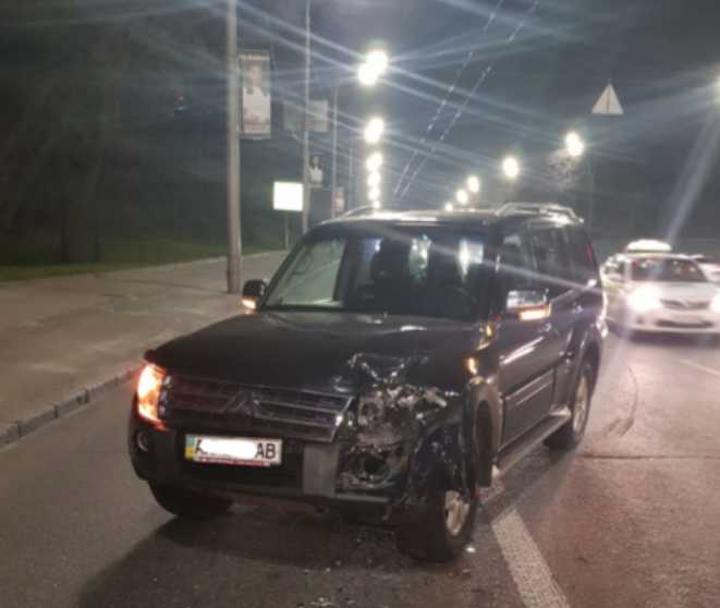 «Тройная авария на мосту»: Соратник Порошенка спровоцировал ДТП на элитном авто