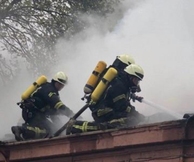 Беспощадная стихия: В одесской психбольнице произошел масштабный пожар, эвакуированы более полусотни человек