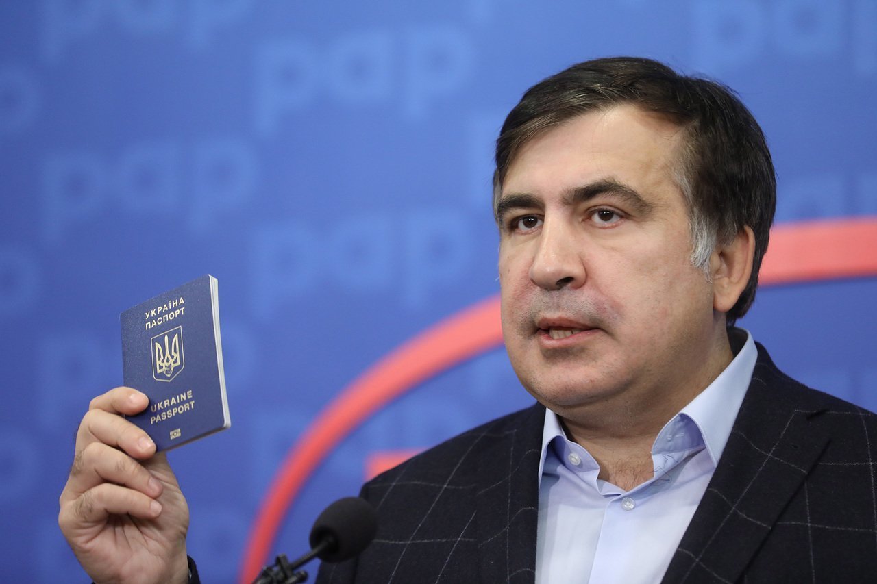 Использовать как политический аргумент: У Зеленского рассказали, почему вернули украинское гражданство Саакашвили