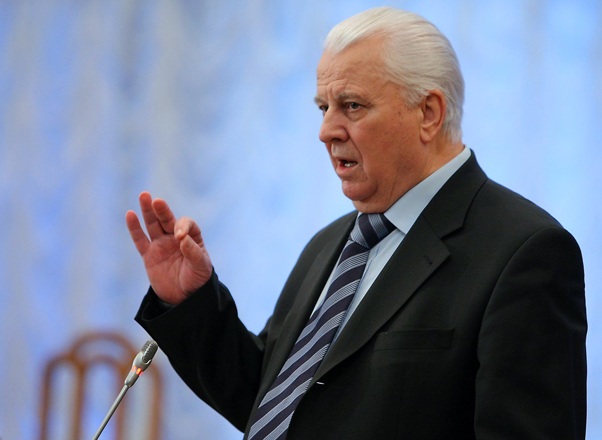 Нужно идти двумя путями, – Кравчук дал Зеленскому совет по Донбассу