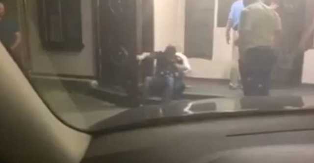«Очумелые от безнаказанности»: Прокуроры устроили пьяный дебош в ресторане и один пытался помочиться на девушек