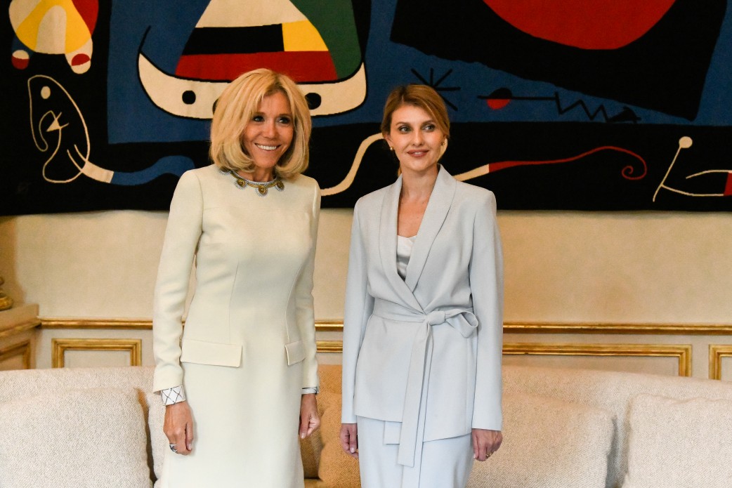 Встреча первых леди: О чем беседовали Елена Зеленская и Брижит Макрона?