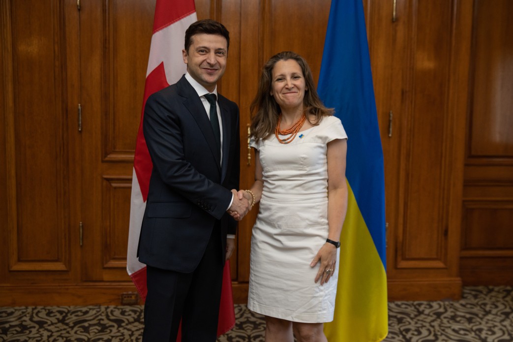 Президент Украины провел встречу с Министром иностранных дел Канады