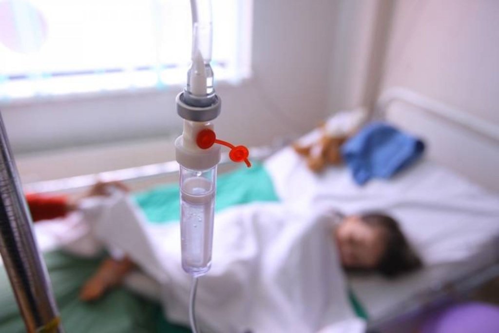 Госпитализированы 13 детей: массовое отравление на Прикарпатье