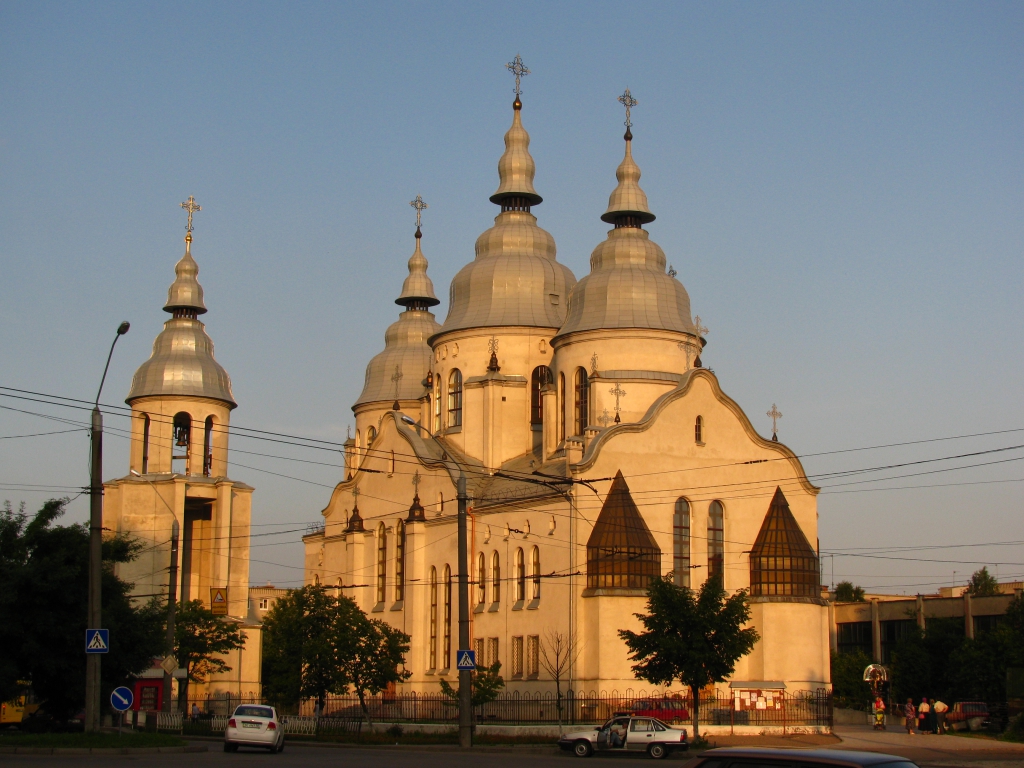 В пятницу 13-го: в львовской церкве едва спасли девушку от самоубийства. Желание умереть в храме Божьем