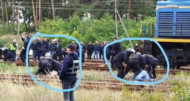 «Жертва полицейского произвола?»: Умер мужчина, который участвовал в протестах под Сосновкой