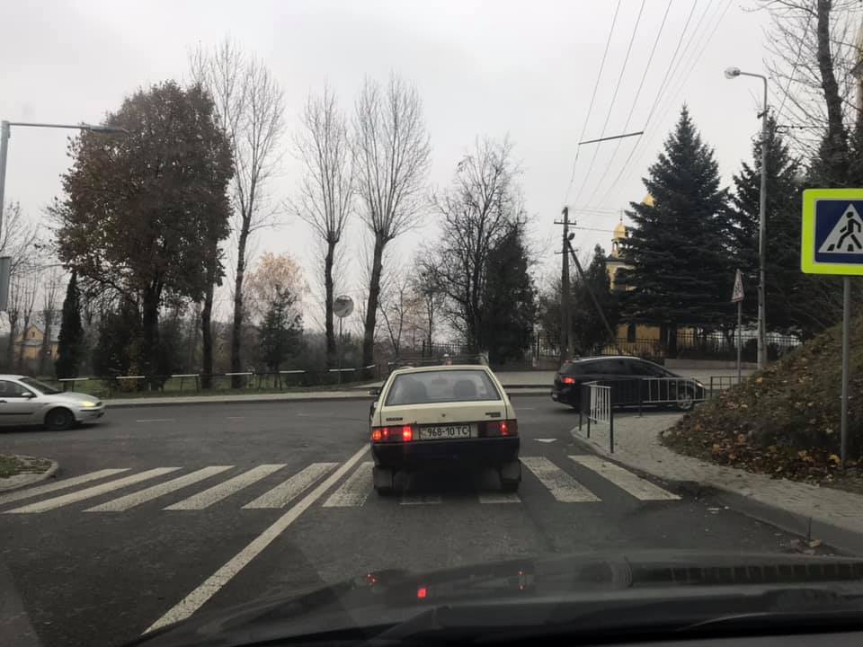 #CадовийвідремонтуйЛьвів: частые аварии на перекрестке, на котором нужно поставить светофоры