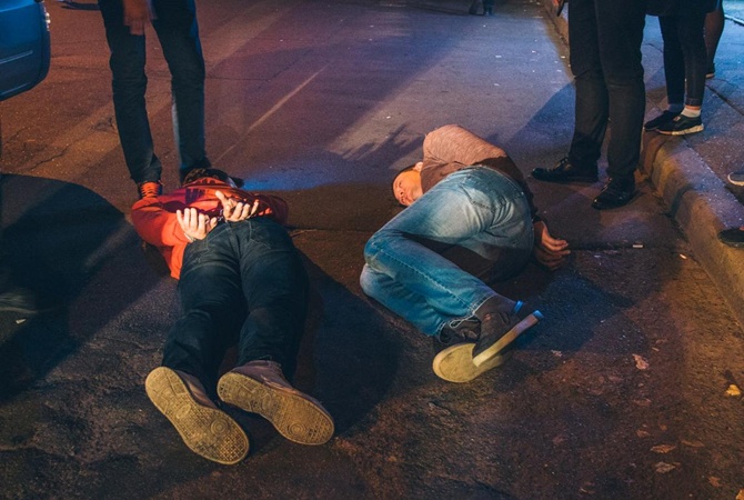 Открыл стрельбу по полицейским: под Киевом произошла перестрелка. Объявлена спецоперация