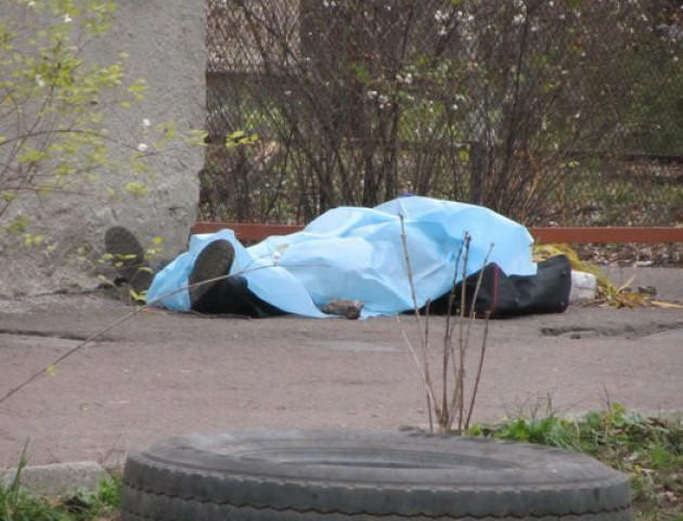 Искали десять дней: пропавшего подростка нашли мертвым в Киеве. Родители шокированы