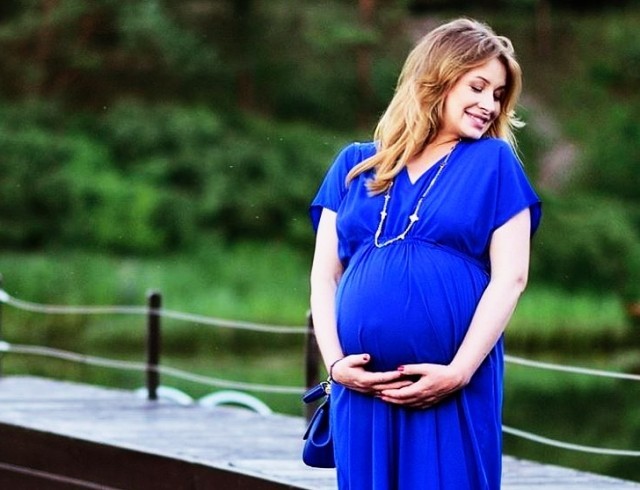 «Люблю тебя еще до дня твоего рождения»: поклонники поздравляют Елену Кравец с беременостью