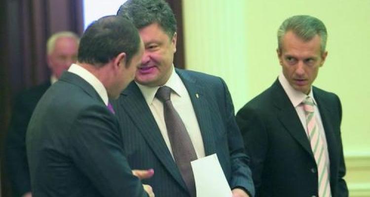 «Совместный бизнес»: В Сети всплыла скандальная связь Порошенко и Тигипко. «Грязные и циничные махинации»