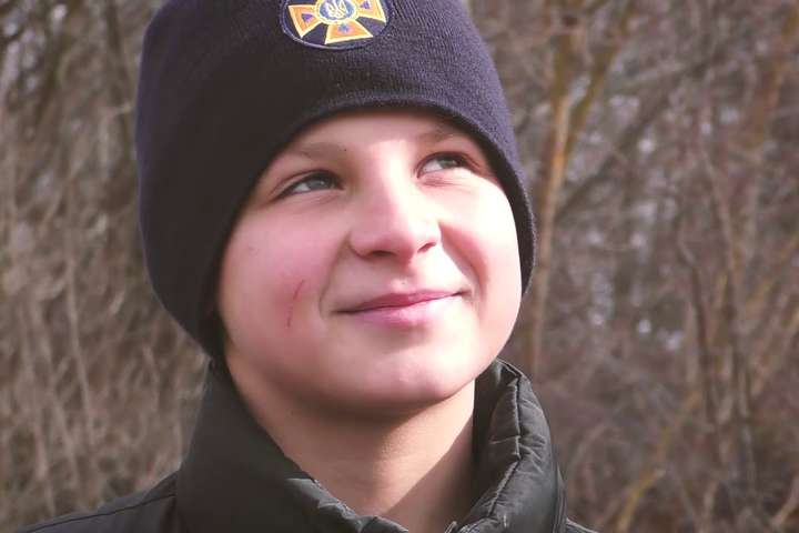 «Он также, как и мы хочет жить»: 13-летний Максим ошеломил героическим поступком. «1,5 часа в теплотрассе, ради собаки»