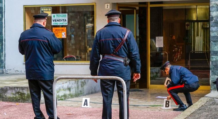 «Услышали звук, а потом увидели тело на асфальте»: 12-летняя украинка трагически погибла в Италии
