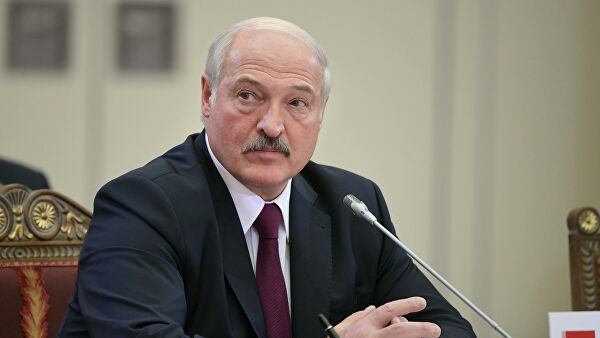«Зеленскому не дадут ничего сделать!»: Лукашенко выступил со срочным заявлением. «Сесть и подумать»