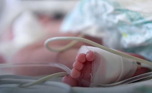 «В реанимации!»: На Харьковщине госпитализировали 11-месячного младенца с подозрением на коронавирус