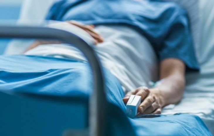 «Женщина задыхалась, ее дочь кричала не своим голосом на всю больницу, а врачам …»: На Прикарпатье произошла ужасная трагедия