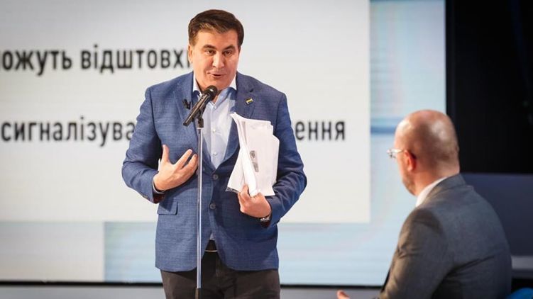 «История еще не закончилась» Саакашвили таки будет в правительстве. Совет трясет — в ближайшее время