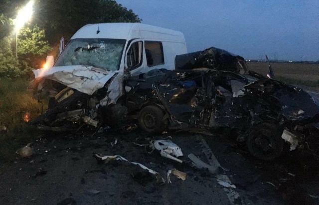 «Автомобили разорвало на мелкие части»: В жуткой аварии погиб влиятельный областной чиновник