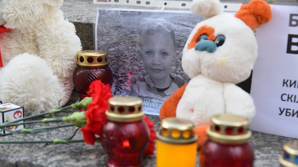 «Более 10 выстрелов». Новые детали трагической гибели пятилетнего Кирилла: двоих отпустили из-под стражи