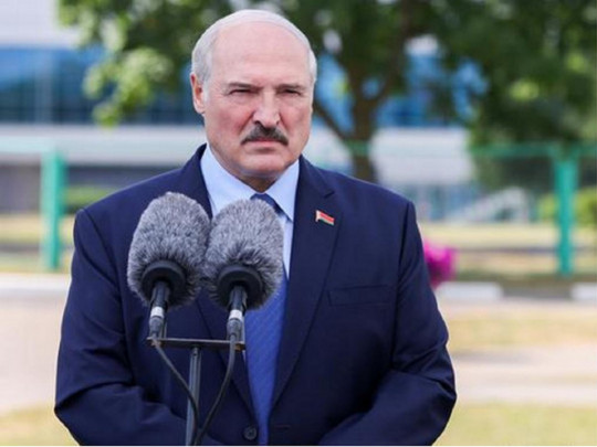 «Прибыл на площадь лично!»: Лукашенко засекли в центре Минска. «Будет уговаривать белорусов»