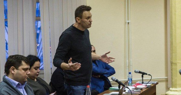 «Кричал от боли, не дышит самостоятельно»: Оппозиционный российский политик Навальный впал в кому — СМИ