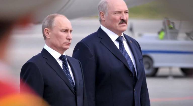 Лукашенко заплатит! Такого не ожидал никто — Путин пошел на это. Белорусы в шоке