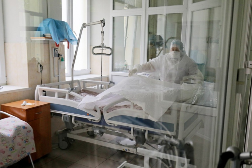 Количество больных стремительно растет! Обновленная статистика по коронавирусу. Украина — третья. Киев абсолютный лидер