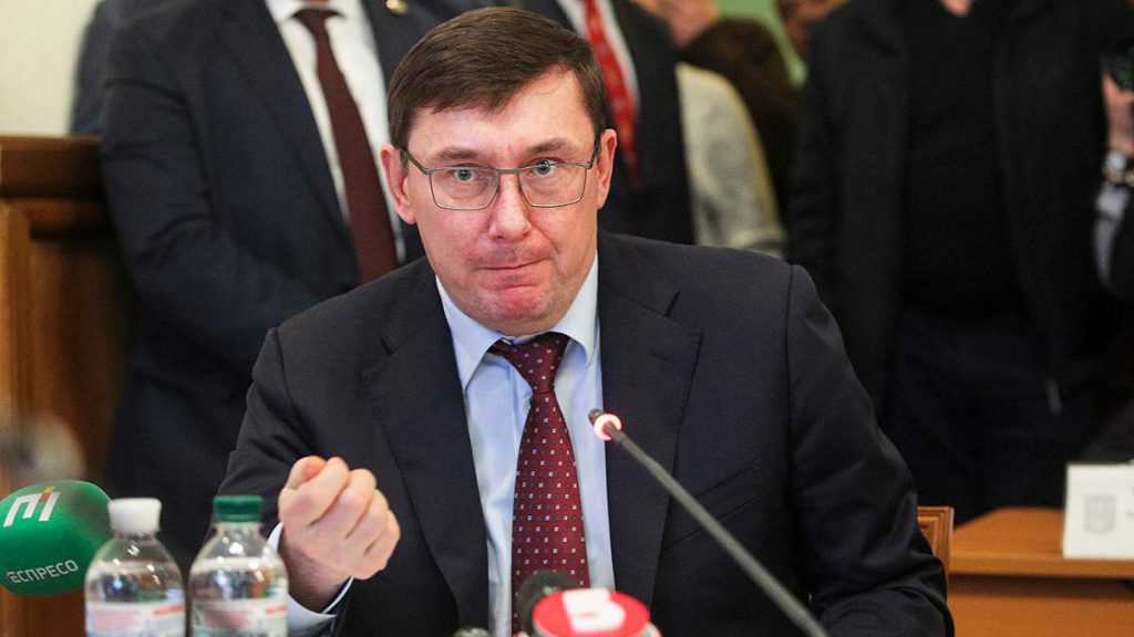 Луценко является прямым кандидатом на санкции, – юрист ЦПК о последствиях его интервью