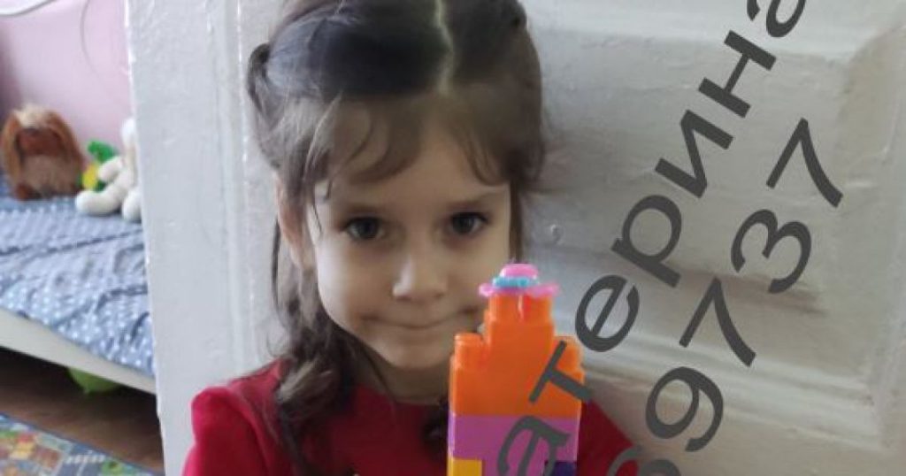 5-летняя Катя поборола онкологию, а сейчас ее атакует болезнь, которую врачи не могут даже определить