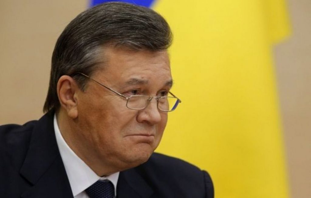 Неожиданно! Янукович не отдает украинское гражданство. Адвокат: он этого сделать не может!