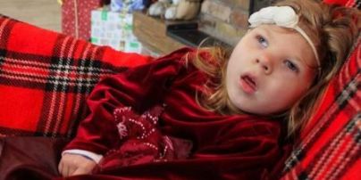 В дорогостоящей реабилитации нуждаеться 4-летняя Полинка